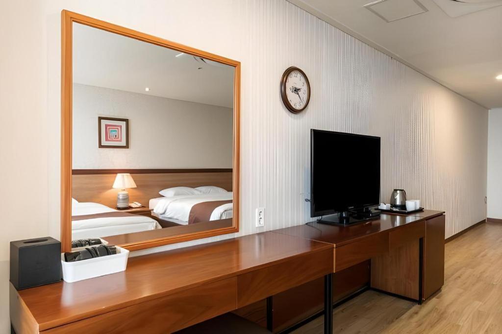 Hotel Homers Busan Exteriör bild